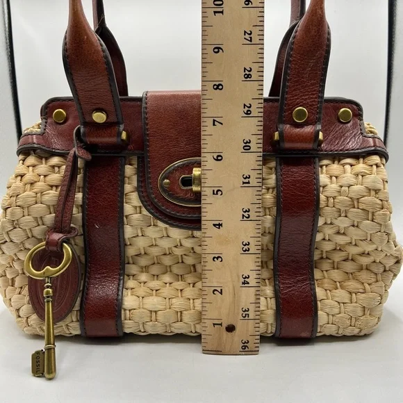 New Fossil Vintage Reissue Large Woven Straw Leather Trim Handbag, $198 - Picture 12 of 15